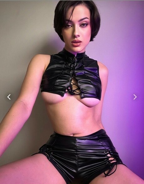 Lady Perse photo 20
