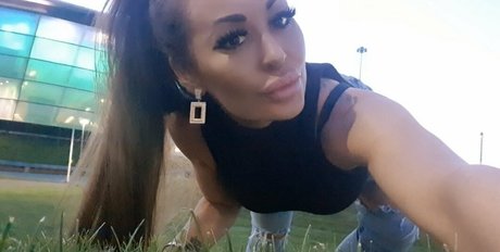 Ladyamandarendall photo 25