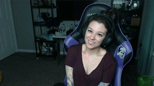 LadyDevann photo 30