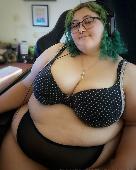 Ladylilithbyrd photo 1