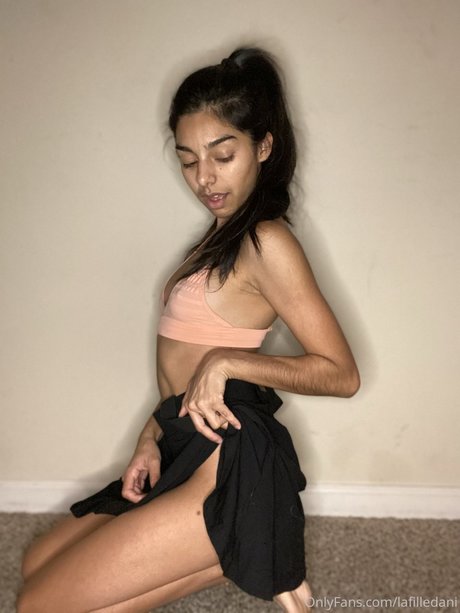 Eliana photo 115