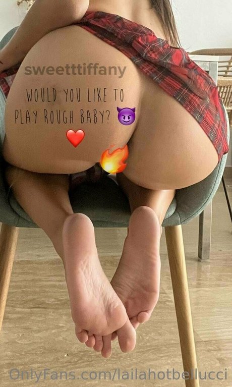 Lailahotbellucci photo 8