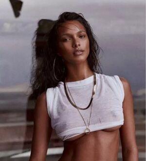 Lais Ribeiro photo 16