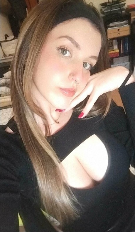 Laizdesouza photo 20