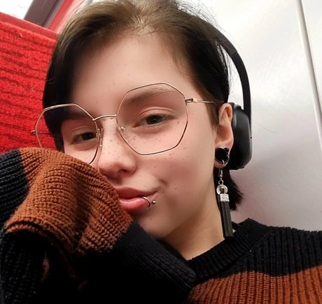 Lala_froehlich photo 17