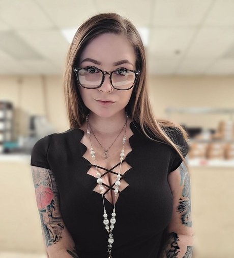 Lameassloser95 photo 46