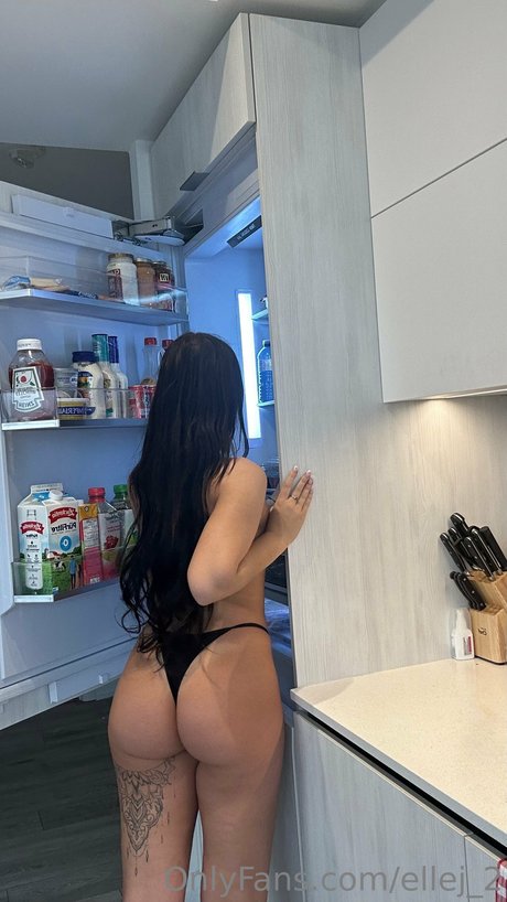 Lana James photo 43