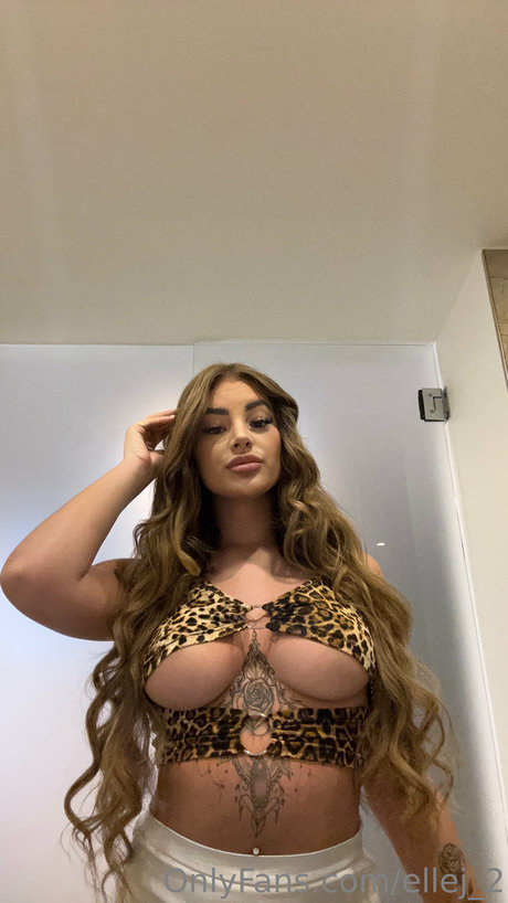 Lana James photo 96