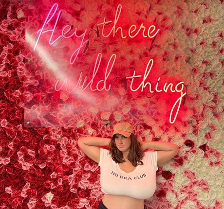 Lana Kendrick photo 1168