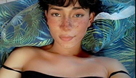 Lana Santhos photo 23