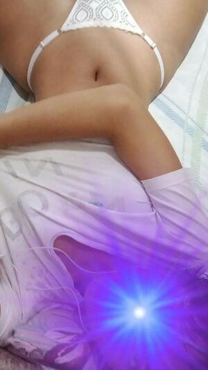 Lana Santhos photo 77