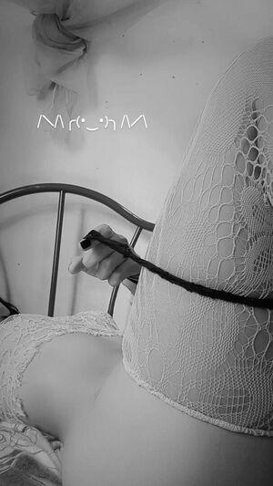 Lana Santhos photo 83