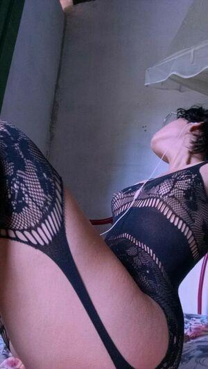 Lana Santhos photo 93