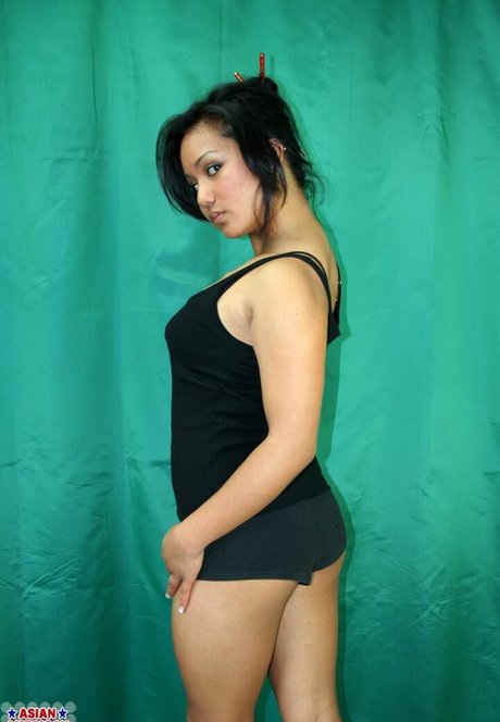 Lana Violet photo 75