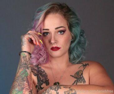 laniebfree photo 5