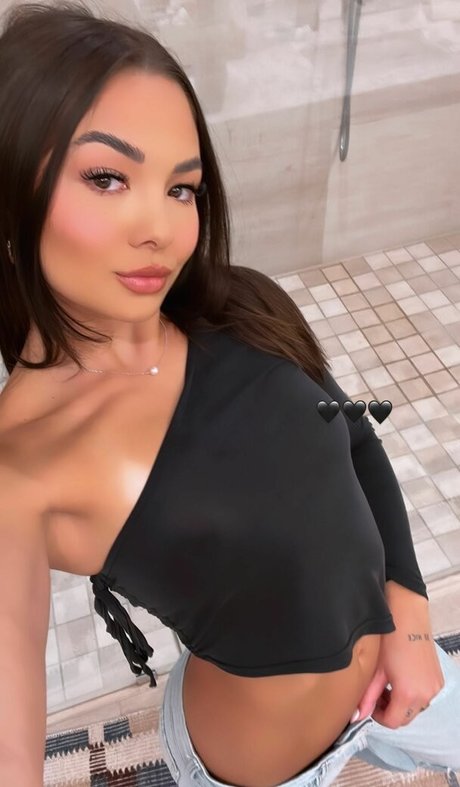 Lara Fraser photo 6