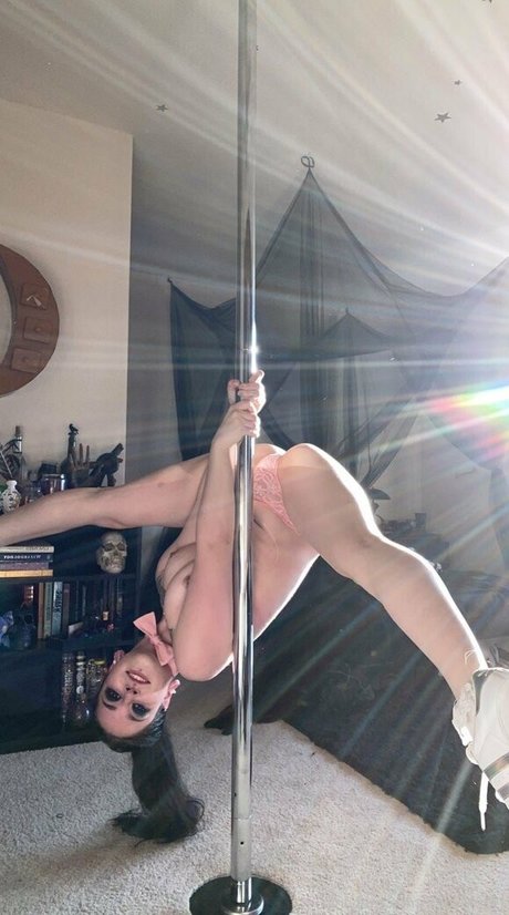 Lara Loft Ai Porn photo 16