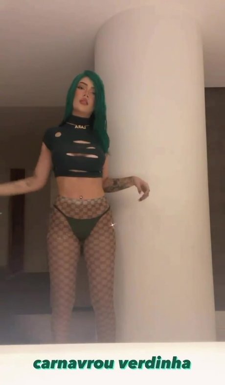 Lara Silva photo 27