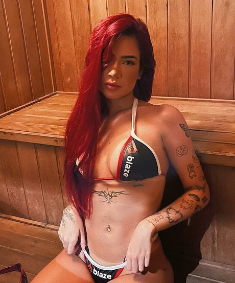 Lara Silva photo 71