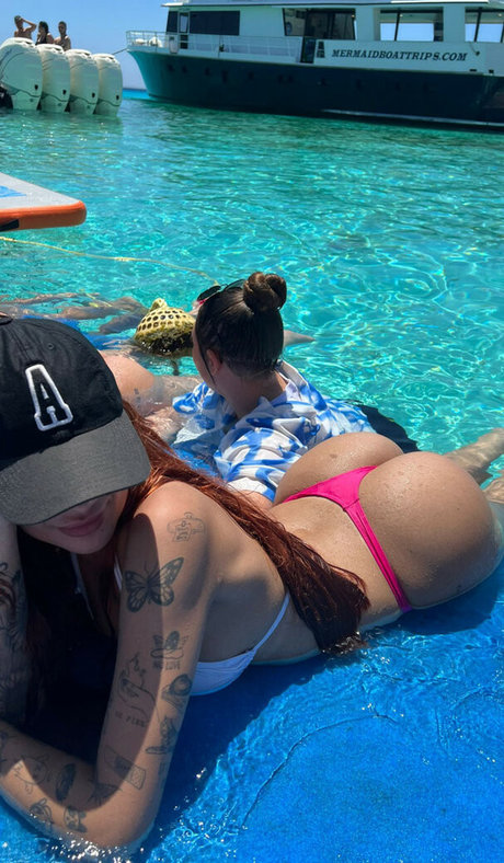 Lara Silva photo 135
