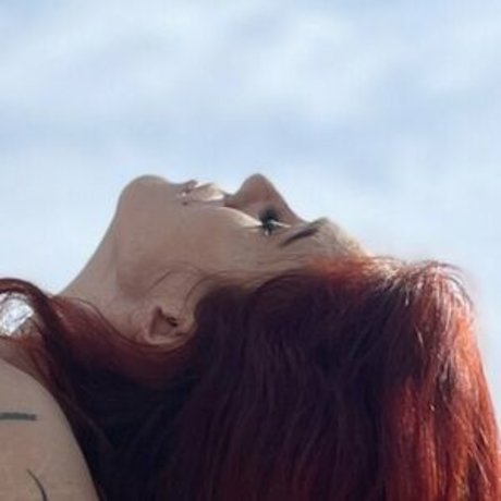 Laraloxley photo 130