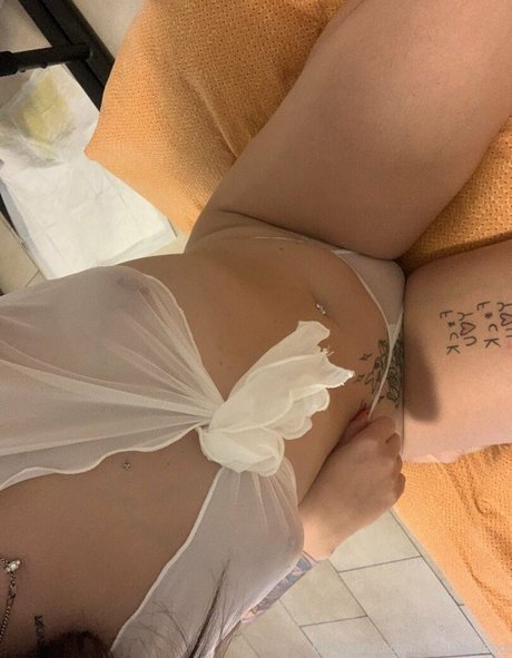 Lararoxyrox photo 82