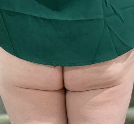 Largeboobies305 photo 76