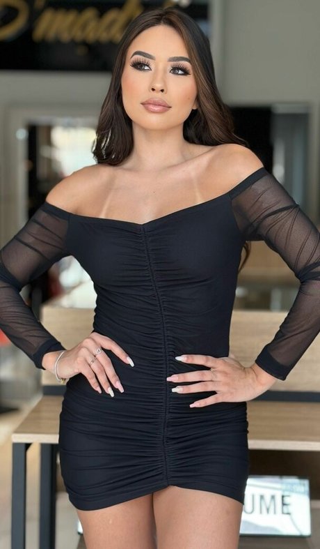 Larissa Nunes photo 68