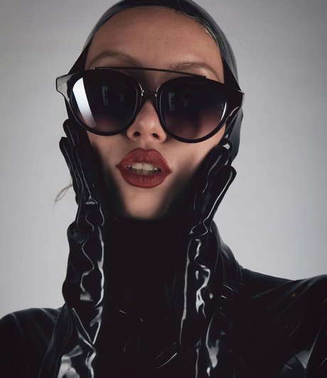 Latex Fetish photo 93