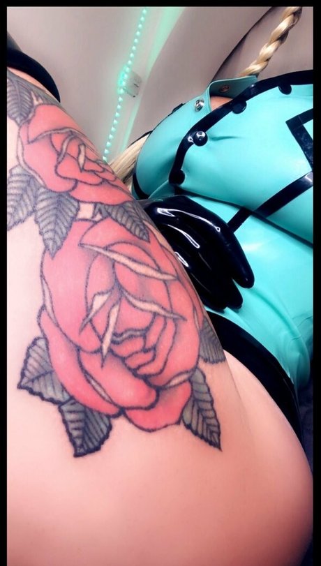 Latexkittyxxx photo 95