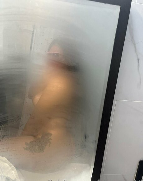 Latinacake24 photo 2