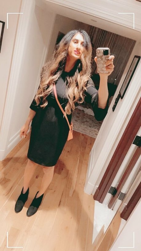 Latinacake24 photo 7