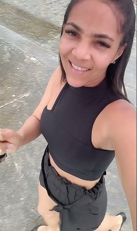 Latinacake24 photo 19