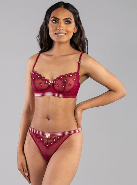 Latinacake24 photo 35