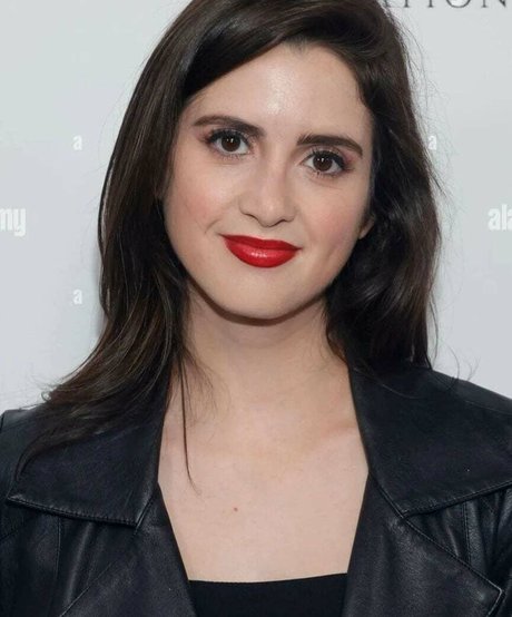 Laura Marano photo 6