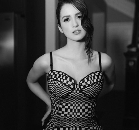Laura Marano photo 52