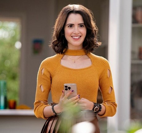 Laura Marano photo 95