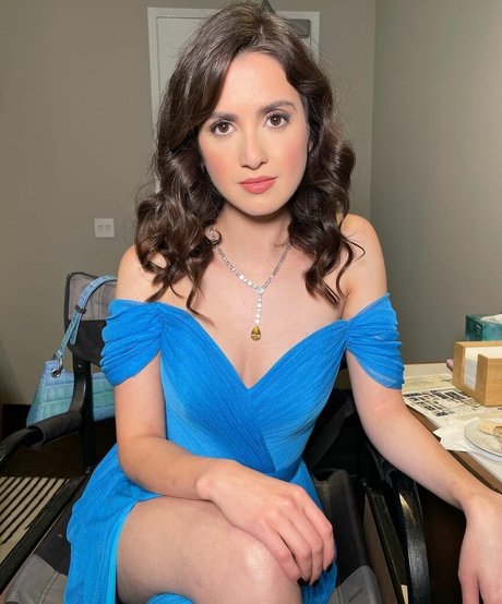 Laura Marano photo 98