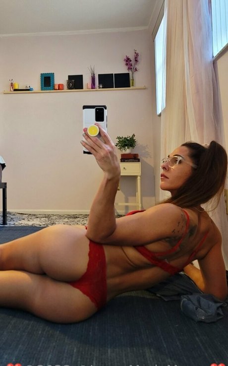 Laura Marie Masse photo 267