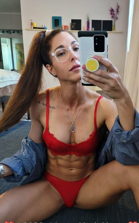 Laura Marie Masse photo 272