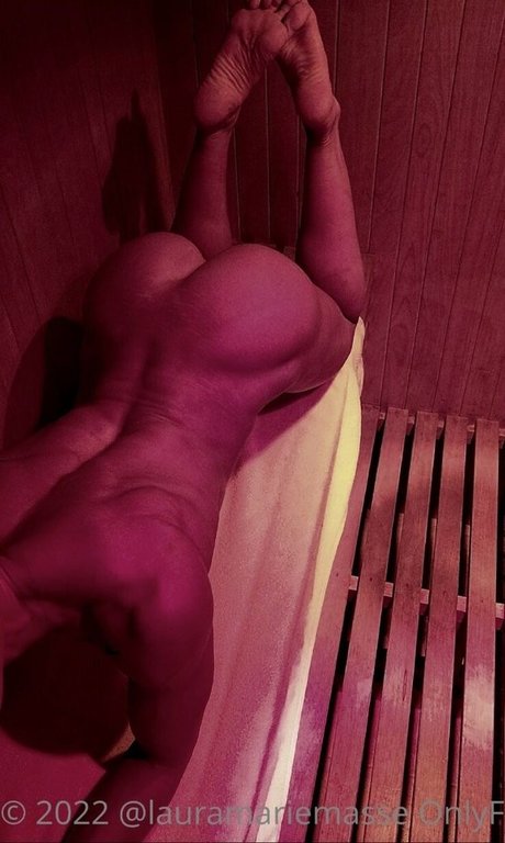 Laura Marie Masse photo 341