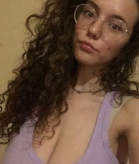 Laura Marie photo 167