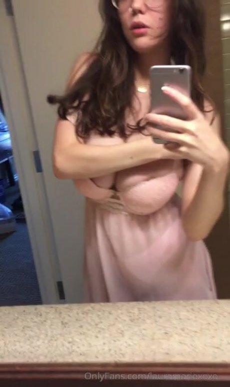 Laura Marie photo 197