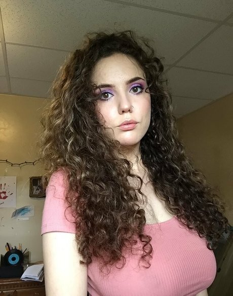 Laura Marie photo 223