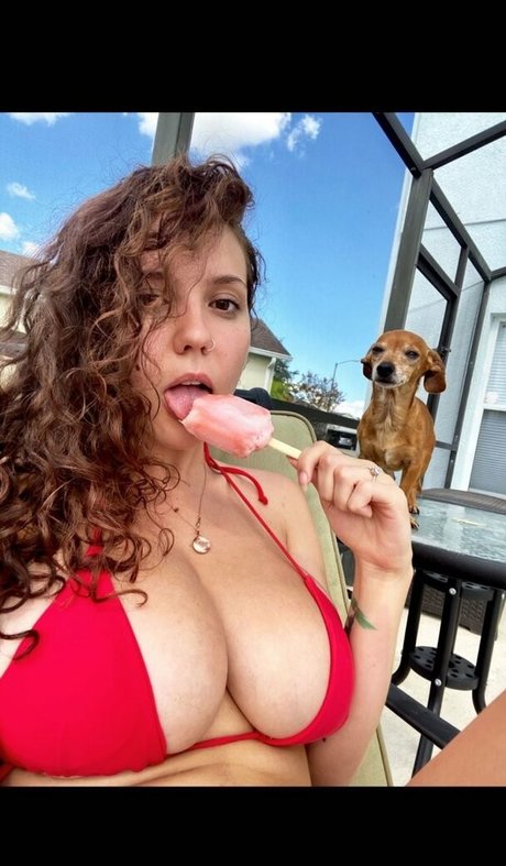 Laura Marie photo 261