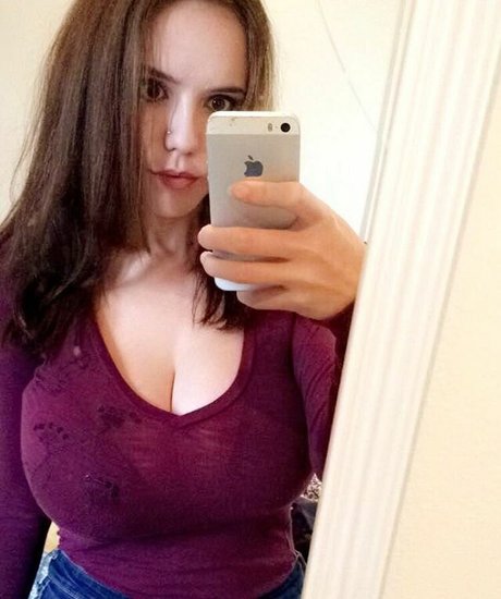 Laura Marie photo 291