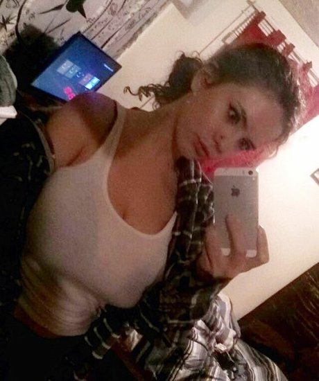 Laura Marie photo 292