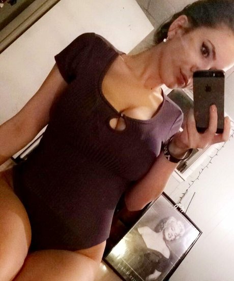 Laura Marie photo 294