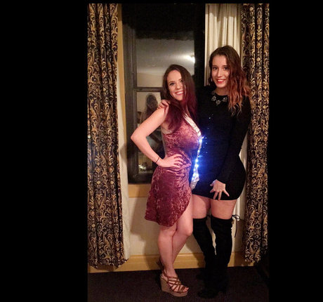 Laura Marie photo 339