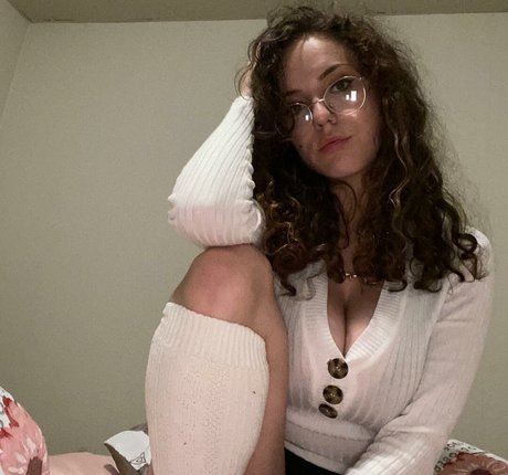 Laura Marie photo 359